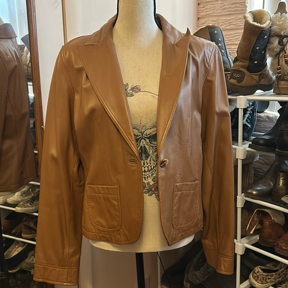 Vintage leather jacket Measurements in description.